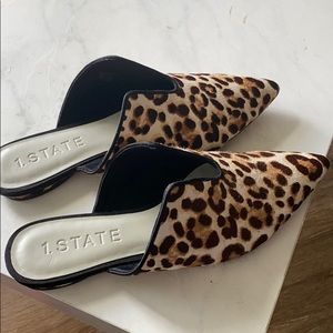 Cheetah print textured Mules